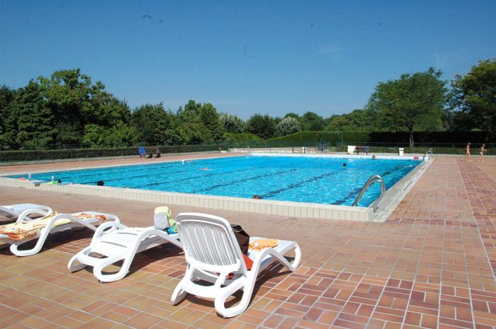 Châteauneuf-sur-Loire Piscine de la Communauté de communes des Loges