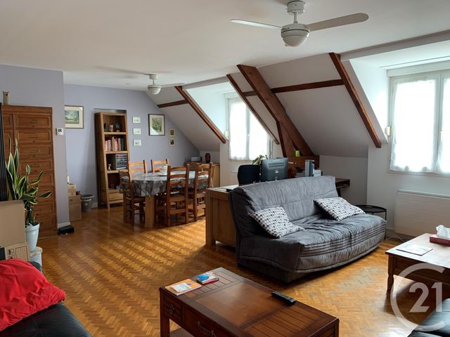 Afficher la photo en grand Appartement F4 à vendre - 4 pièces - 79.48 m2 - CHATEAUNEUF SUR LOIRE - 45 - CENTRE - Century 21 Trois Rois