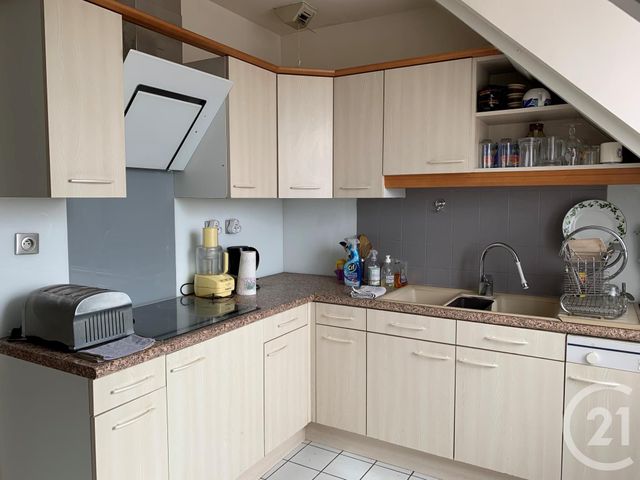 Afficher la photo en grand Appartement F4 à vendre - 4 pièces - 79.48 m2 - CHATEAUNEUF SUR LOIRE - 45 - CENTRE - Century 21 Trois Rois