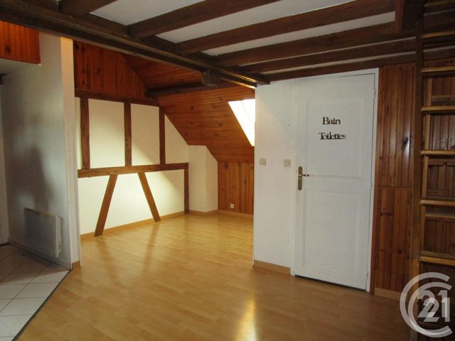 Afficher la photo en grand Appartement F1 à louer - 1 pièce - 19.6 m2 - JARGEAU - 45 - CENTRE - Century 21 Trois Rois