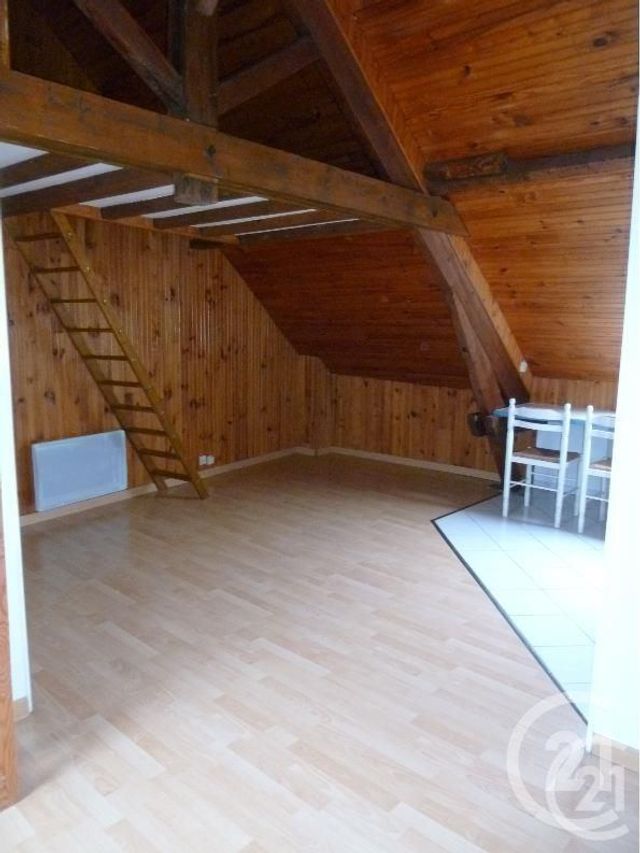 Afficher la photo en grand Appartement F1 à louer - 1 pièce - 19.6 m2 - JARGEAU - 45 - CENTRE - Century 21 Trois Rois