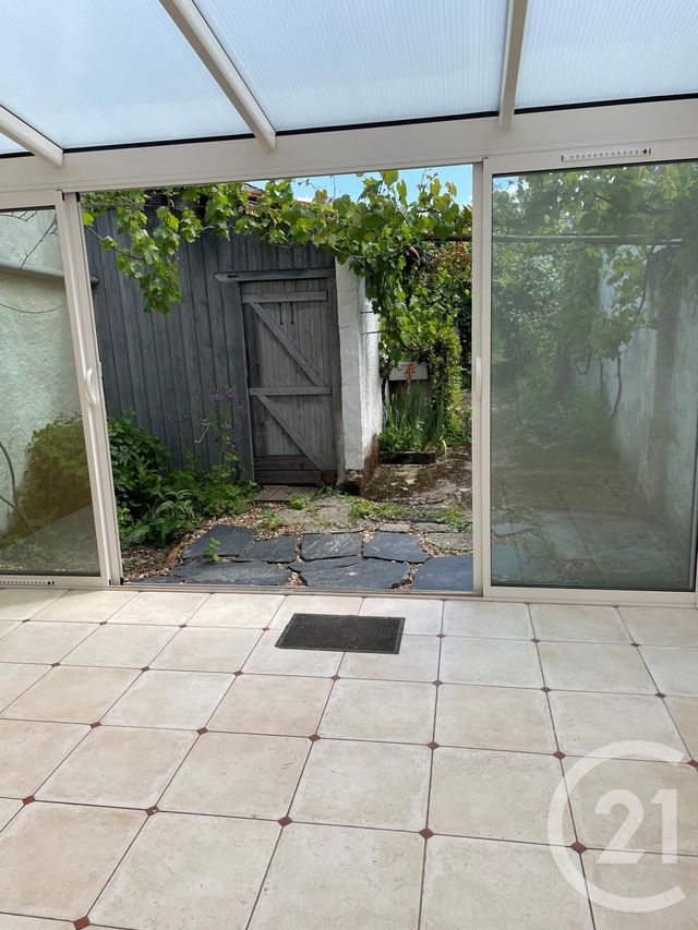 maison à louer - 4 pièces - 88.54 m2 - CHATEAUNEUF SUR LOIRE - 45 - CENTRE - Century 21 Trois Rois maison à louer - 4 pièces - 88.54 m2 - CHATEAUNEUF SUR LOIRE - 45 - CENTRE - Century 21 Trois Rois