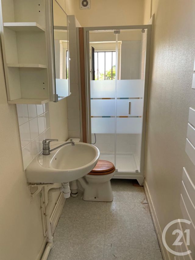 maison à louer - 4 pièces - 88.54 m2 - CHATEAUNEUF SUR LOIRE - 45 - CENTRE - Century 21 Trois Rois maison à louer - 4 pièces - 88.54 m2 - CHATEAUNEUF SUR LOIRE - 45 - CENTRE - Century 21 Trois Rois
