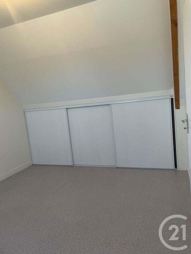 Appartement F3 à louer - 3 pièces - 61.0 m2 - CHATEAUNEUF SUR LOIRE - 45 - CENTRE - Century 21 Trois Rois Appartement F3 à louer - 3 pièces - 61.0 m2 - CHATEAUNEUF SUR LOIRE - 45 - CENTRE - Century 21 Trois Rois