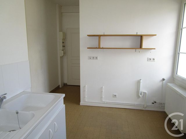 Afficher la photo en grand Appartement F1 à louer - 1 pièce - 27.46 m2 - CHATEAUNEUF SUR LOIRE - 45 - CENTRE - Century 21 Trois Rois