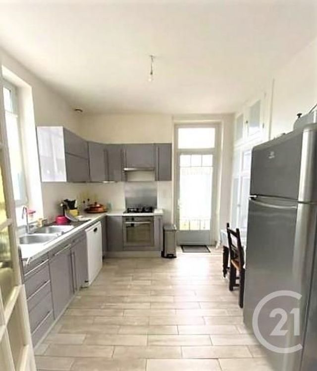 Afficher la photo en grand maison à vendre - 6 pièces - 125.0 m2 - SULLY SUR LOIRE - 45 - CENTRE - Century 21 Trois Rois