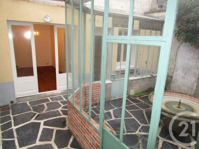 maison à louer - 5 pièces - 123.0 m2 - ST DENIS DE L HOTEL - 45 - CENTRE - Century 21 Trois Rois maison à louer - 5 pièces - 123.0 m2 - ST DENIS DE L HOTEL - 45 - CENTRE - Century 21 Trois Rois