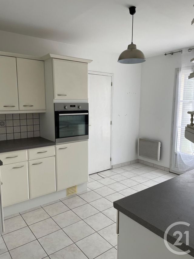 maison à louer - 4 pièces - 94.6 m2 - CHATEAUNEUF SUR LOIRE - 45 - CENTRE - Century 21 Trois Rois maison à louer - 4 pièces - 94.6 m2 - CHATEAUNEUF SUR LOIRE - 45 - CENTRE - Century 21 Trois Rois