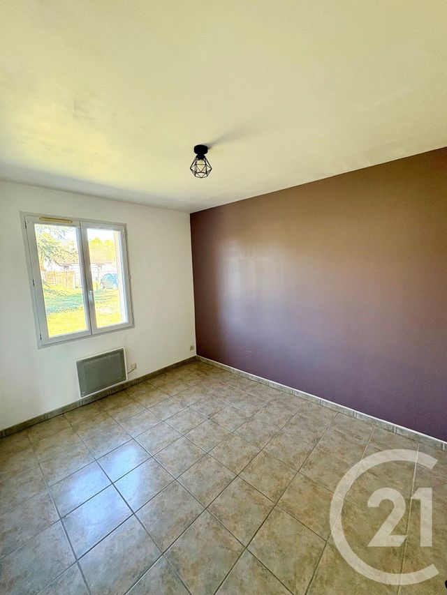 maison à louer - 4 pièces - 98.0 m2 - NEUVY EN SULLIAS - 45 - CENTRE - Century 21 Trois Rois