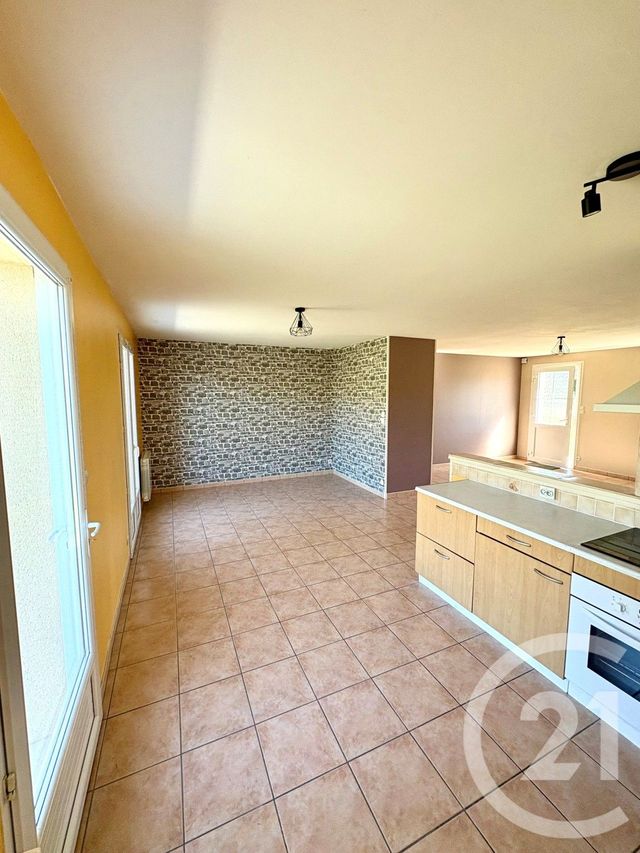 maison à louer - 4 pièces - 98.0 m2 - NEUVY EN SULLIAS - 45 - CENTRE - Century 21 Trois Rois