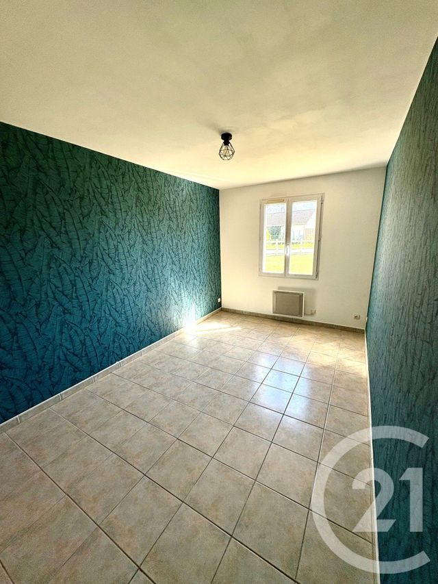 maison à louer - 4 pièces - 98.0 m2 - NEUVY EN SULLIAS - 45 - CENTRE - Century 21 Trois Rois