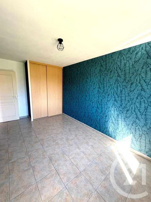 maison à louer - 4 pièces - 98.0 m2 - NEUVY EN SULLIAS - 45 - CENTRE - Century 21 Trois Rois