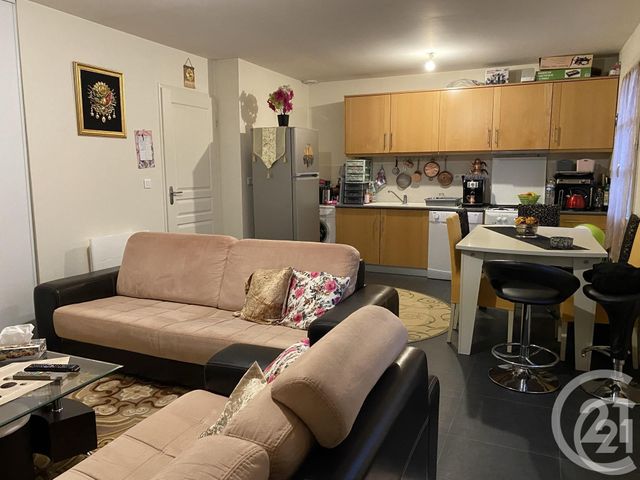 Afficher la photo en grand Appartement F3 à vendre - 3 pièces - 55.18 m2 - FAY AUX LOGES - 45 - CENTRE - Century 21 Trois Rois