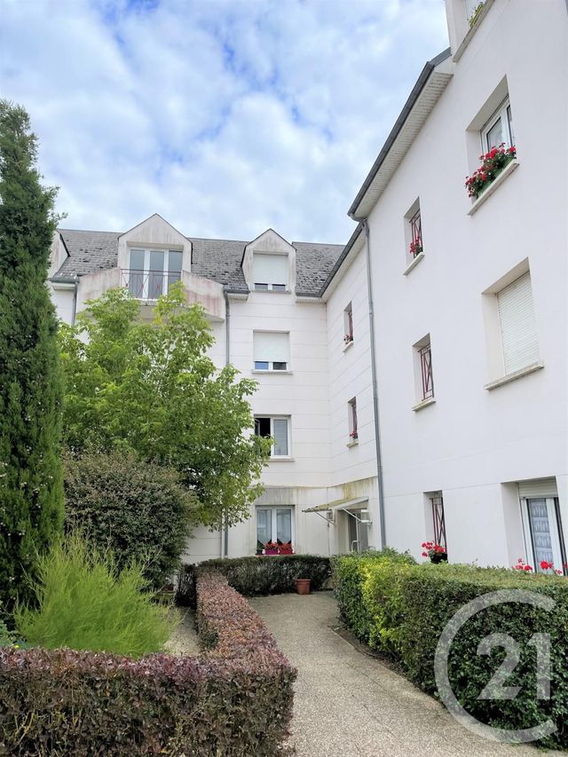 Afficher la photo en grand Appartement F1 à vendre - 1 pièce - 28.97 m2 - CHATEAUNEUF SUR LOIRE - 45 - CENTRE - Century 21 Trois Rois