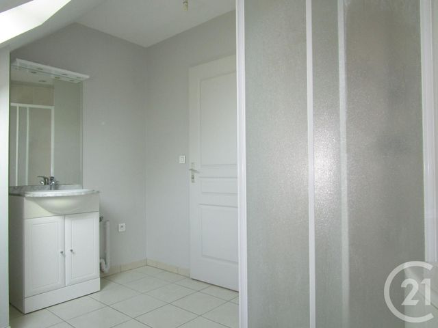 Afficher la photo en grand Studio à louer - 1 pièce - 24.0 m2 - CHATEAUNEUF SUR LOIRE - 45 - CENTRE - Century 21 Trois Rois