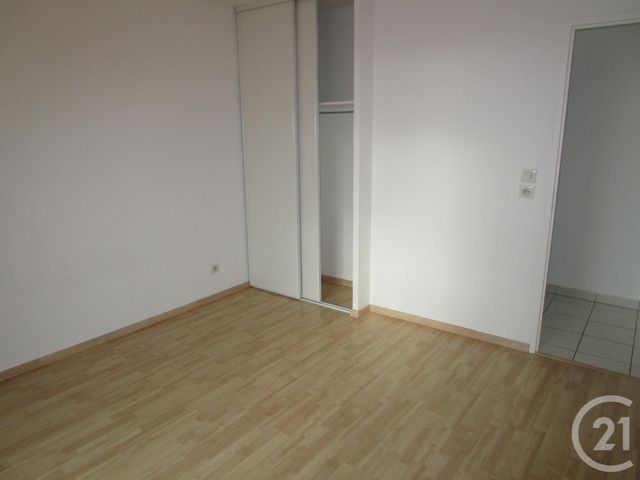 Afficher la photo en grand Appartement F2 à louer - 2 pièces - 44.95 m2 - ORMES - 45 - CENTRE - Century 21 Trois Rois