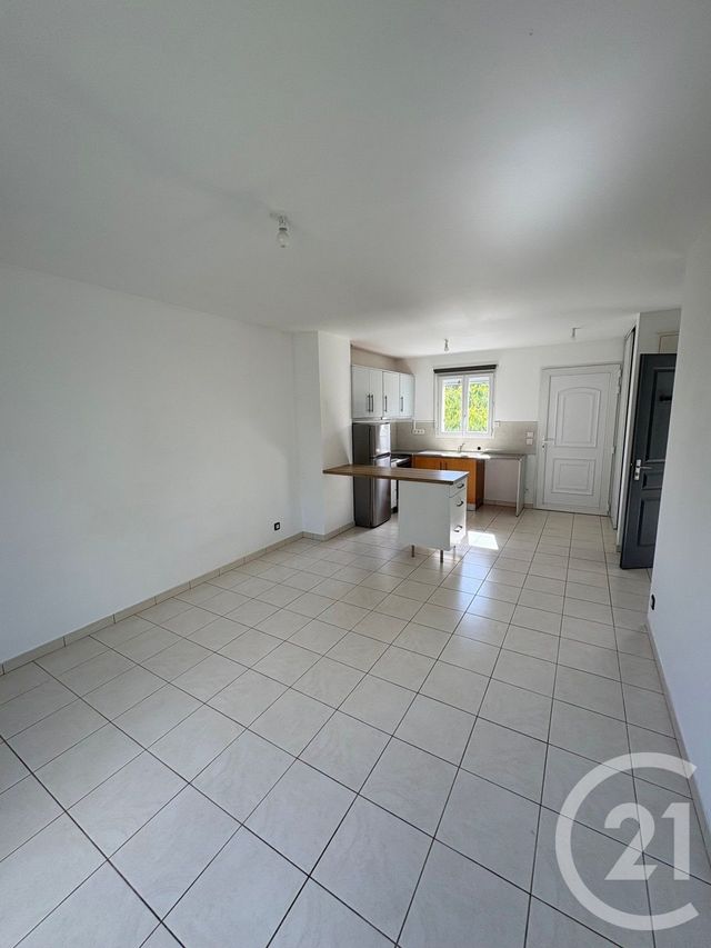 Appartement F2 à louer - 2 pièces - 44.0 m2 - CHATEAUNEUF SUR LOIRE - 45 - CENTRE - Century 21 Trois Rois