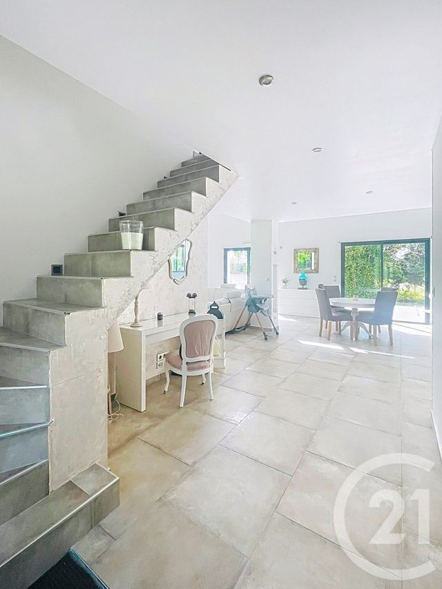 maison à vendre - 4 pièces - 153.07 m2 - CHATEAUNEUF SUR LOIRE - 45 - CENTRE - Century 21 Trois Rois