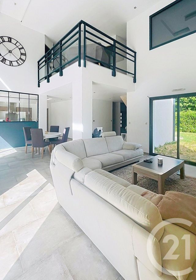 maison à vendre - 4 pièces - 153.07 m2 - CHATEAUNEUF SUR LOIRE - 45 - CENTRE - Century 21 Trois Rois