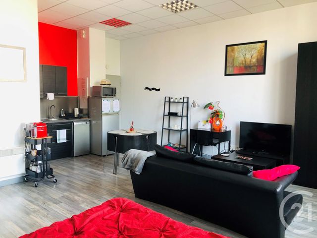 Appartement F1 à louer - 1 pièce - 35.84 m2 - CHATEAUNEUF SUR LOIRE - 45 - CENTRE - Century 21 Trois Rois