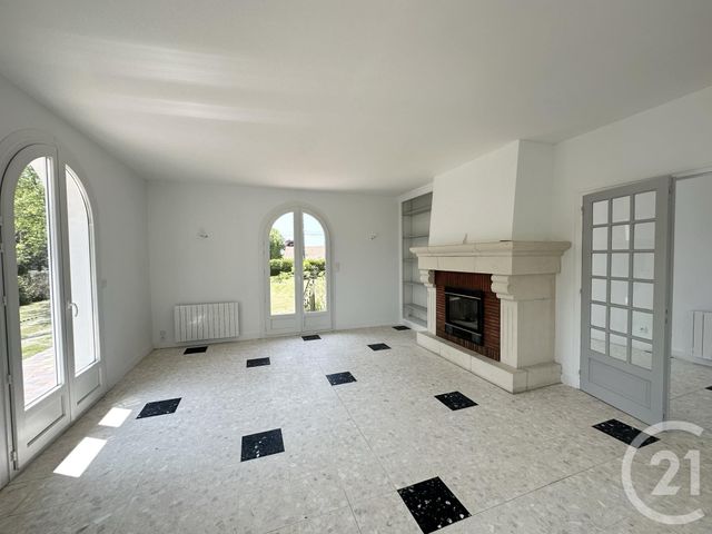 maison à vendre - 4 pièces - 108.0 m2 - CHATEAUNEUF SUR LOIRE - 45 - CENTRE - Century 21 Trois Rois