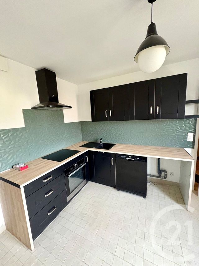 maison à louer - 5 pièces - 105.0 m2 - CHATEAUNEUF SUR LOIRE - 45 - CENTRE - Century 21 Trois Rois