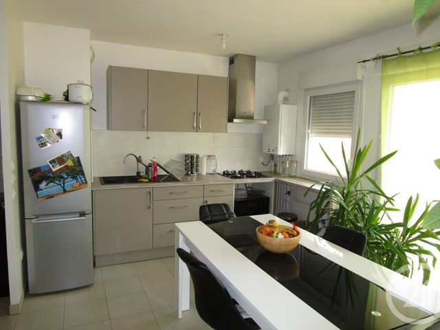 Appartement F2 à louer ST JEAN DE LA RUELLE