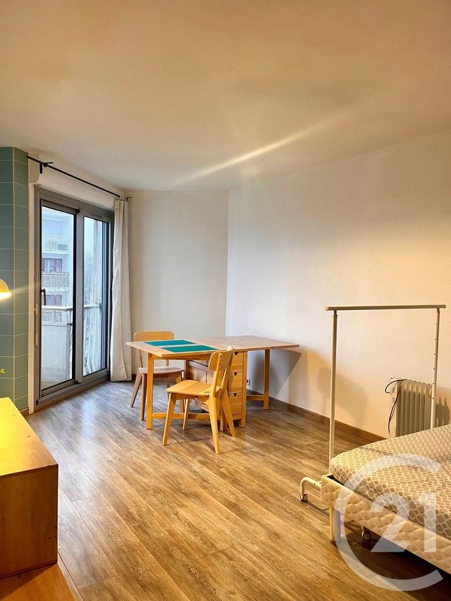Appartement Studio à louer - 1 pièce - 28.12 m2 - ORLEANS - 45 - CENTRE - Century 21 Trois Rois