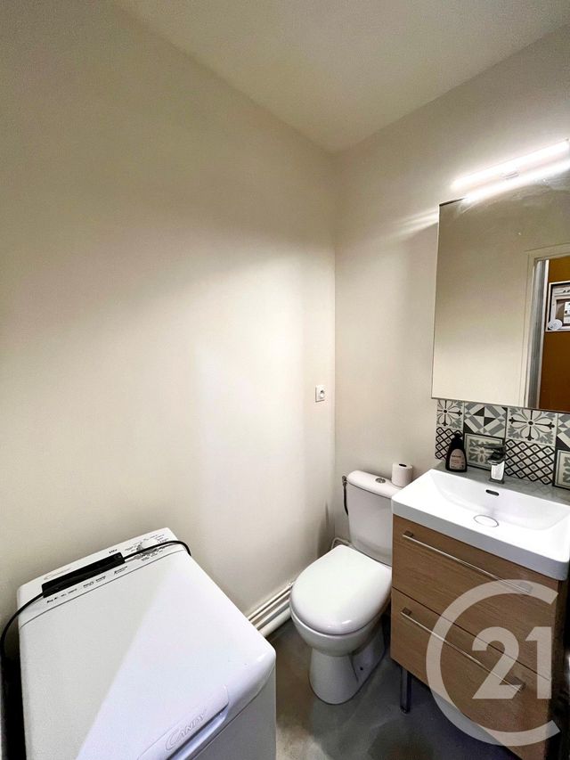 Appartement Studio à louer - 1 pièce - 28.12 m2 - ORLEANS - 45 - CENTRE - Century 21 Trois Rois