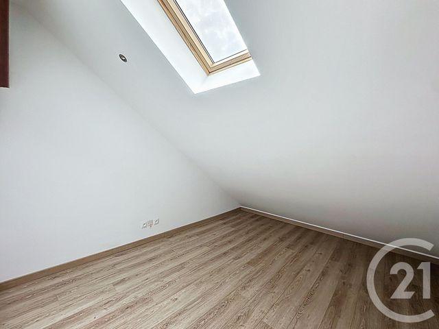 maison à vendre - 6 pièces - 108.0 m2 - ST JEAN DE LA RUELLE - 45 - CENTRE - Century 21 Trois Rois