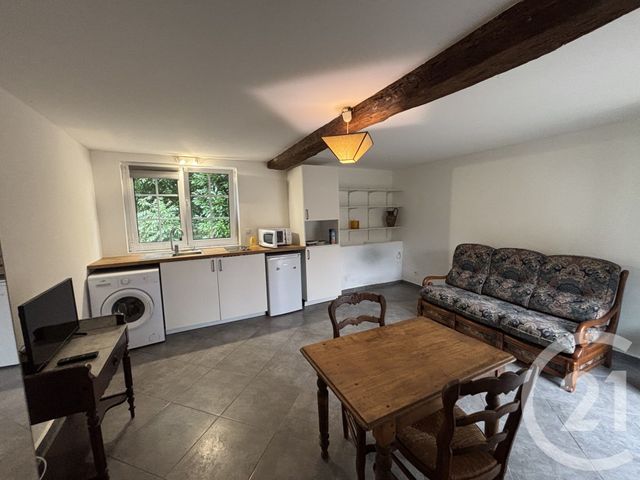 Appartement Studio à louer - 1 pièce - 23.0 m2 - TIGY - 45 - CENTRE - Century 21 Trois Rois