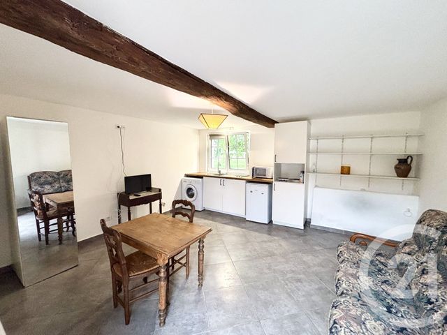 Appartement Studio à louer - 1 pièce - 23.0 m2 - TIGY - 45 - CENTRE - Century 21 Trois Rois