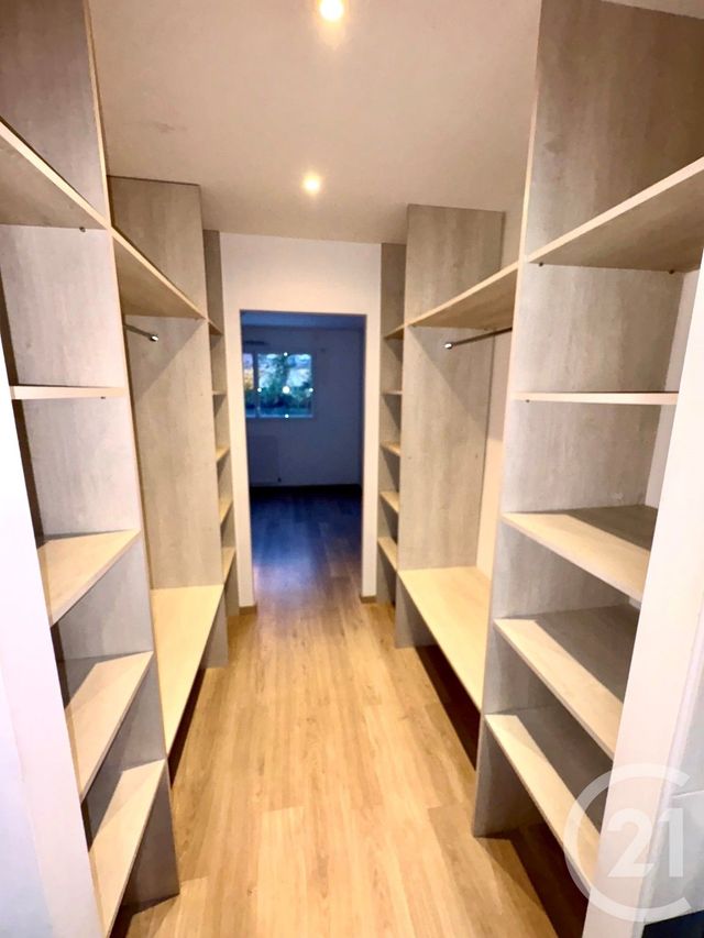 maison à louer - 5 pièces - 147.0 m2 - ST JEAN LE BLANC - 45 - CENTRE - Century 21 Trois Rois