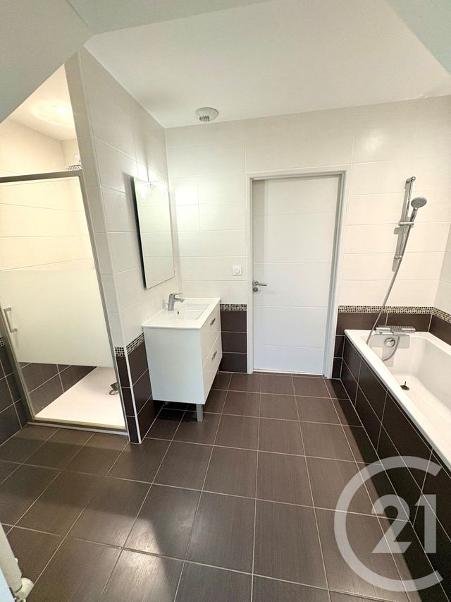 maison à louer - 5 pièces - 147.0 m2 - ST JEAN LE BLANC - 45 - CENTRE - Century 21 Trois Rois