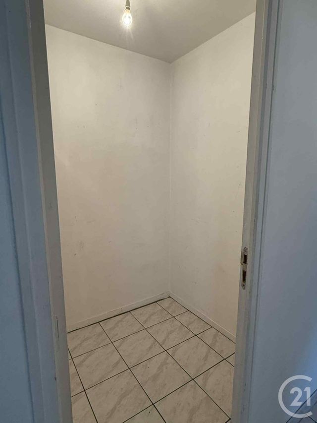 Appartement F3 à vendre - 3 pièces - 67.9 m2 - FLEURY LES AUBRAIS - 45 - CENTRE - Century 21 Trois Rois