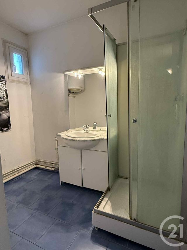 Appartement F3 à vendre - 3 pièces - 67.9 m2 - FLEURY LES AUBRAIS - 45 - CENTRE - Century 21 Trois Rois