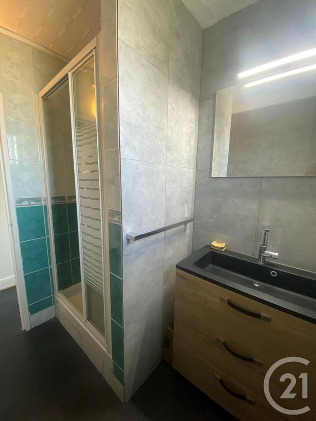 Appartement F4 à louer - 4 pièces - 75.3 m2 - ST JEAN DE LA RUELLE - 45 - CENTRE - Century 21 Trois Rois