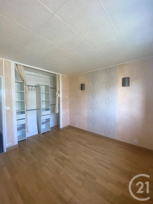 Appartement F4 à louer - 4 pièces - 75.3 m2 - ST JEAN DE LA RUELLE - 45 - CENTRE - Century 21 Trois Rois
