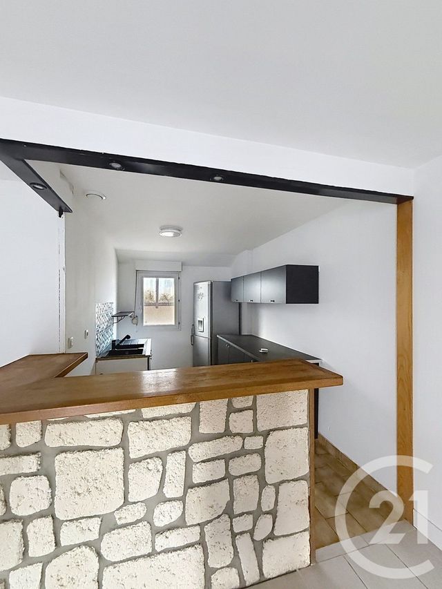 Appartement F3 à vendre - 3 pièces - 67.6 m2 - CHATEAUNEUF SUR LOIRE - 45 - CENTRE - Century 21 Trois Rois