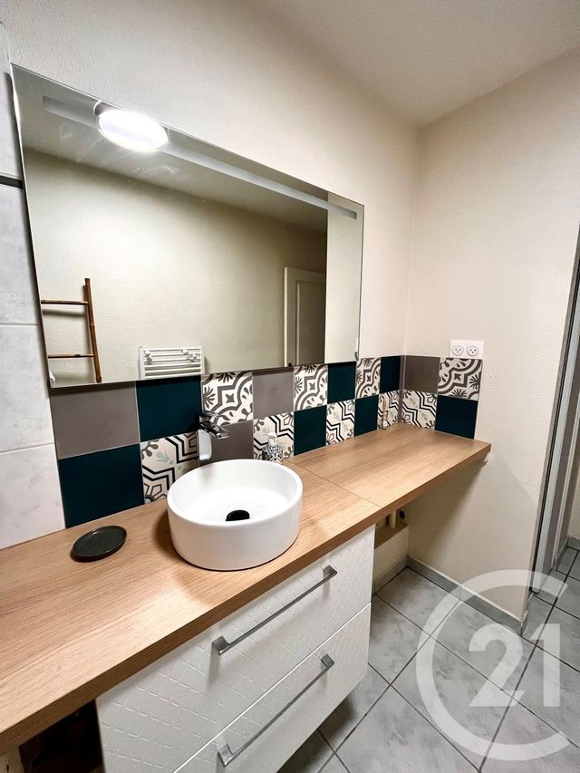 Appartement F2 à louer - 2 pièces - 54.21 m2 - ORLEANS - 45 - CENTRE - Century 21 Trois Rois