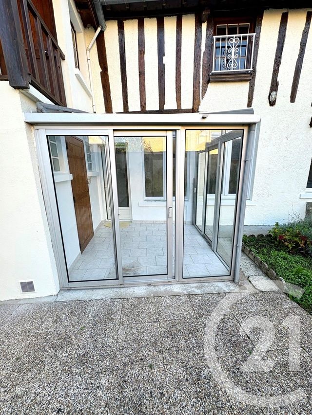 maison à louer - 4 pièces - 113.0 m2 - CHATEAUNEUF SUR LOIRE - 45 - CENTRE - Century 21 Trois Rois