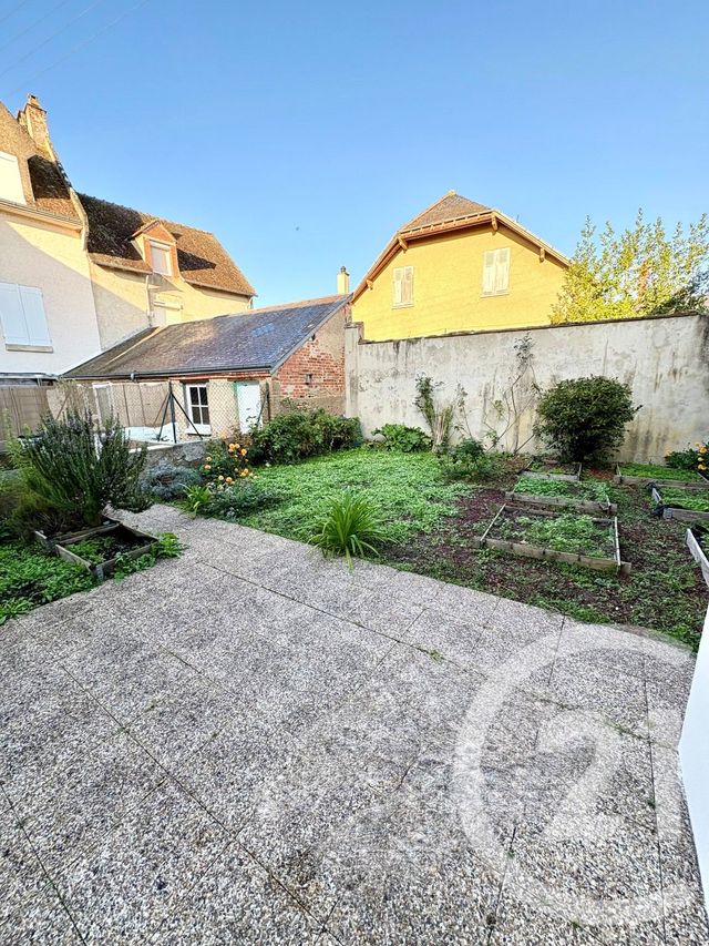 maison à louer - 4 pièces - 113.0 m2 - CHATEAUNEUF SUR LOIRE - 45 - CENTRE - Century 21 Trois Rois