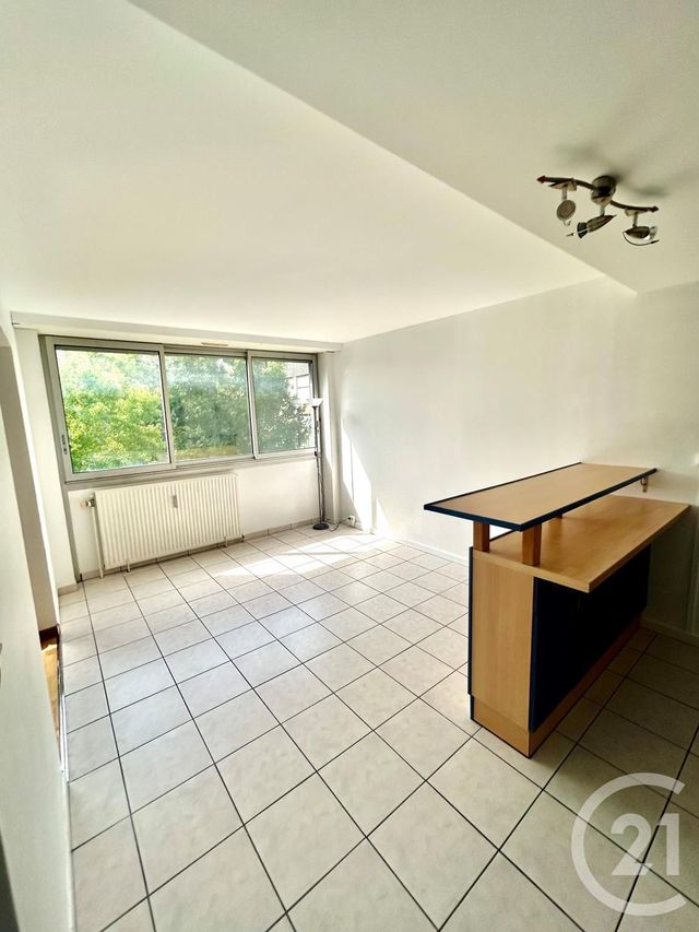 Afficher la photo en grand Appartement F2 à louer - 2 pièces - 56.47 m2 - OLIVET - 45 - CENTRE - Century 21 Trois Rois