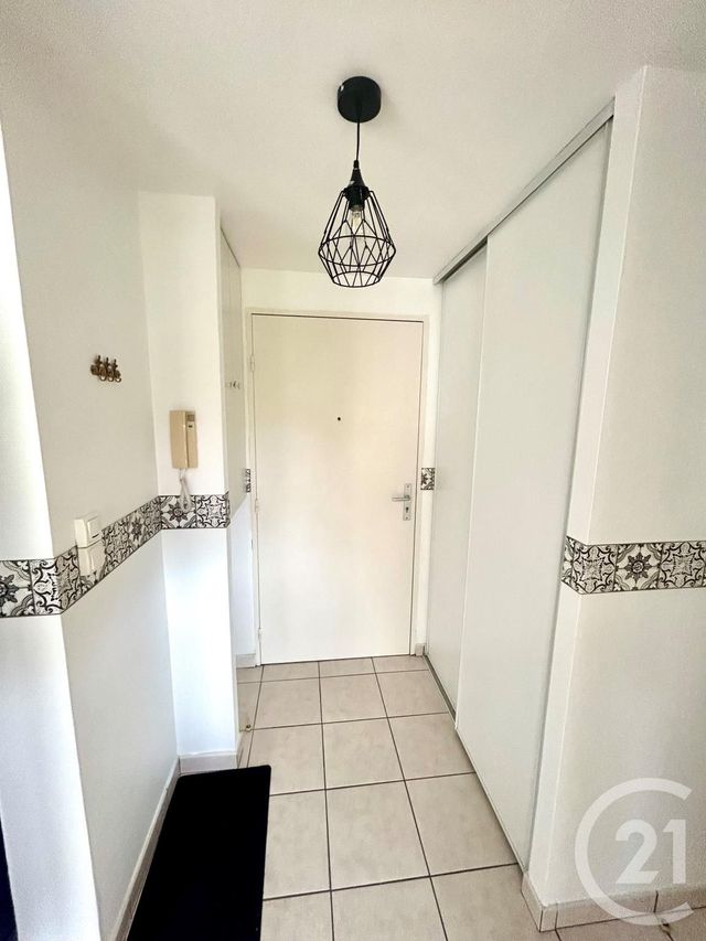 Afficher la photo en grand Appartement F2 à louer - 2 pièces - 56.47 m2 - OLIVET - 45 - CENTRE - Century 21 Trois Rois