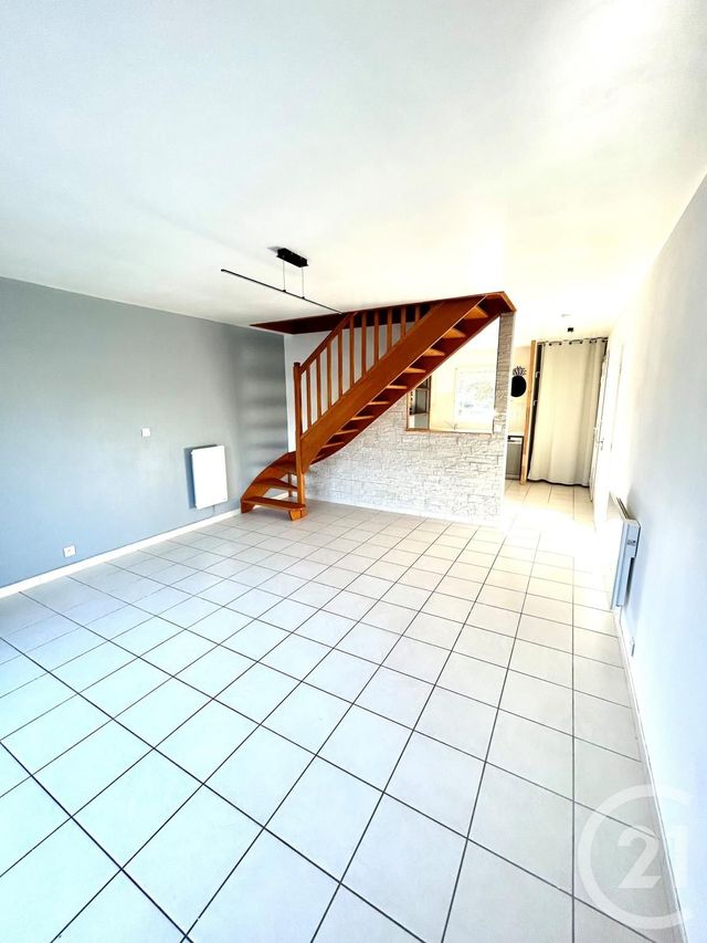 maison à louer - 4 pièces - 74.87 m2 - CHATEAUNEUF SUR LOIRE - 45 - CENTRE - Century 21 Trois Rois