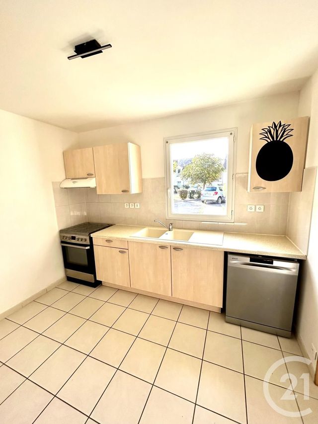 maison à louer - 4 pièces - 74.87 m2 - CHATEAUNEUF SUR LOIRE - 45 - CENTRE - Century 21 Trois Rois