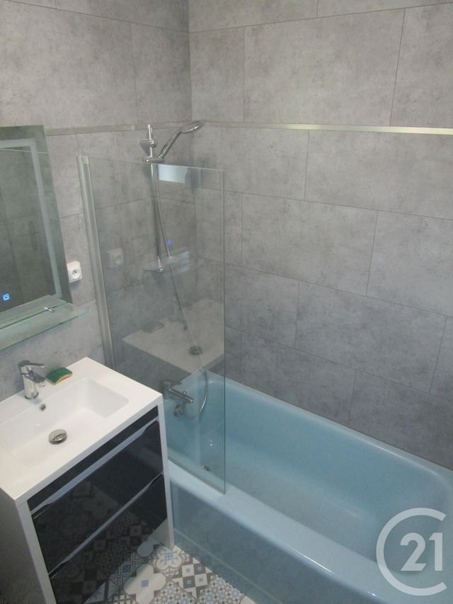 maison à louer - 4 pièces - 95.0 m2 - FAY AUX LOGES - 45 - CENTRE - Century 21 Trois Rois