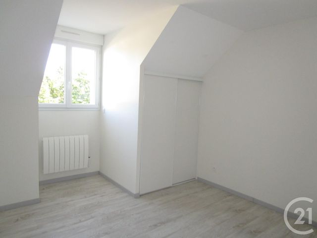 maison à louer - 5 pièces - 130.0 m2 - ST DENIS DE L HOTEL - 45 - CENTRE - Century 21 Trois Rois