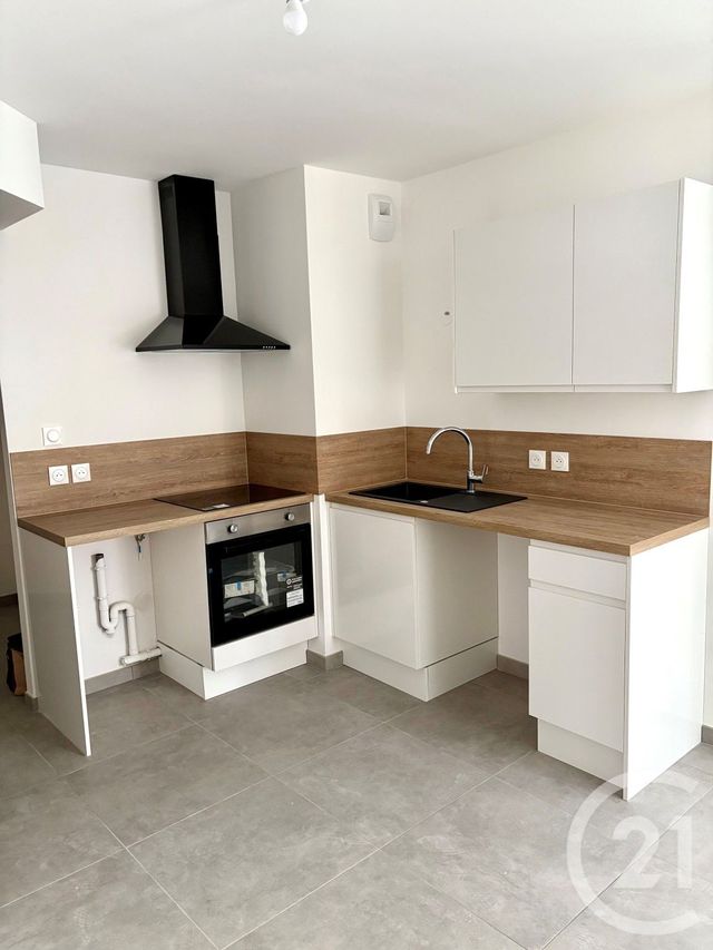 Appartement F3 à louer - 3 pièces - 62.15 m2 - ORLEANS - 45 - CENTRE - Century 21 Trois Rois