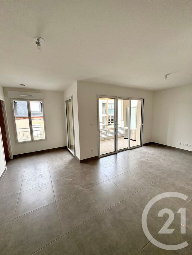 Appartement F2 à louer - 2 pièces - 49.2 m2 - ORLEANS - 45 - CENTRE - Century 21 Trois Rois